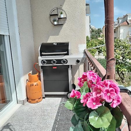 Apartment Marina Podstrana Luaran gambar