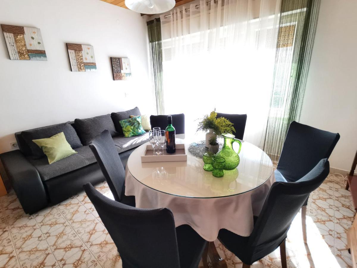 Apartment Marina Podstrana Luaran gambar